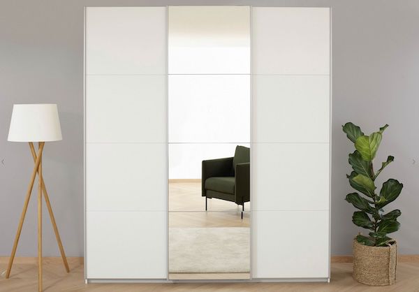 19% Rabatt auf rauch Möbel   z.B. Kleiderschrank mit 3 Türen ab 153,89€ (statt 236€)