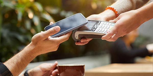 💳 PayPal: Zahlung an allen Kassen bald möglich