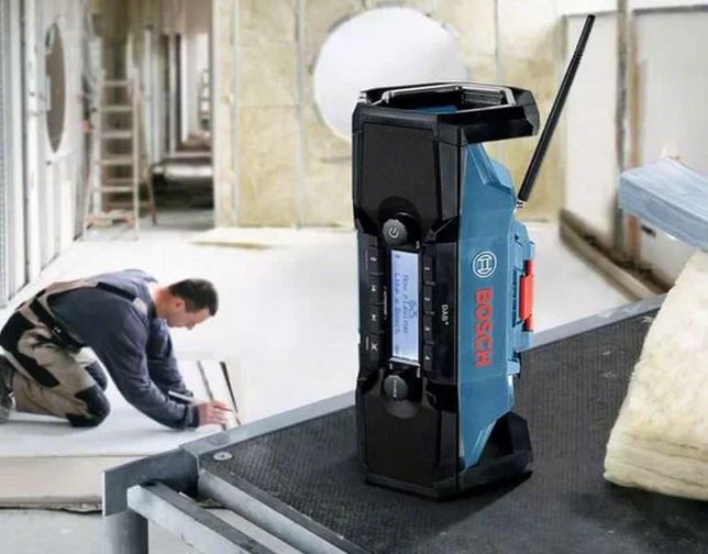 Bosch Professional 18V System Akku Baustellenradio für 114,44€ (statt 123€)