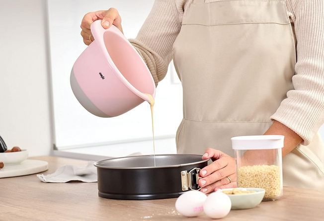 🍰 Emsa Prep & Bake Rührschüssel mit Gießrand, 1,4L für 6,96€ (statt 12€)