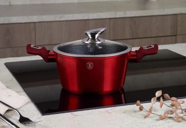 🍲 BerlingerHaus Metallic Line Kasserolle mit Deckel, 24cm für 19,94€ (statt 33€)