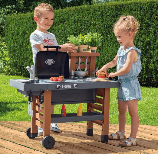 🍳🍖 Smoby Große Outdoor Gartenküche mit 43 Accessoires für 48,23€ (statt 60€)
