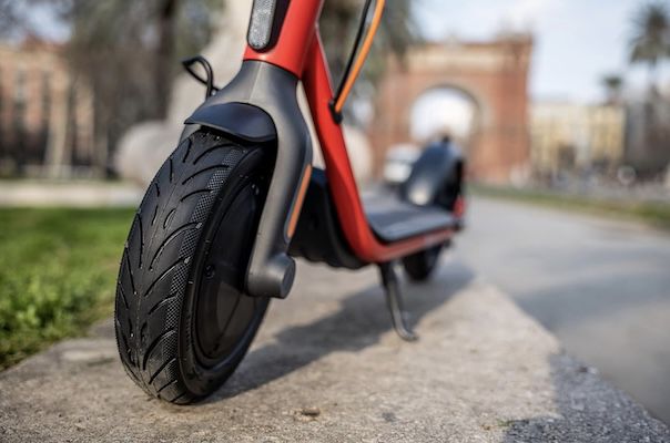 🛴 Segway Ninebot D28D E Scooter für 274€ (statt 454€)
