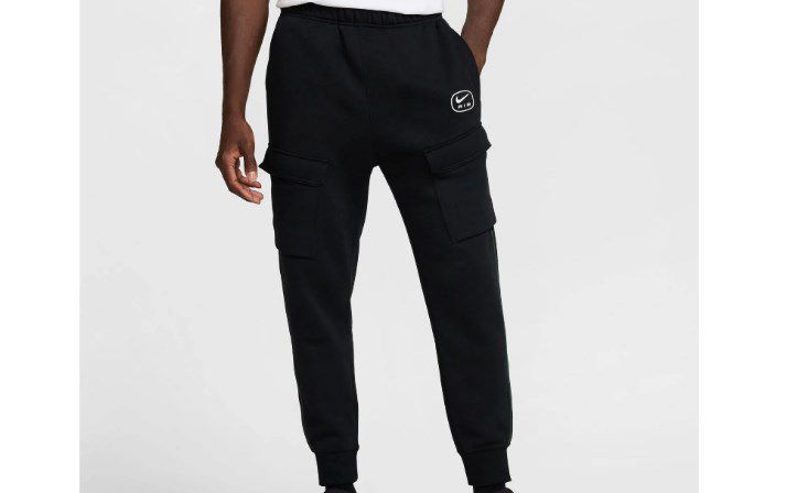 Nike Sportswear Herren Sweathose AIR CARGO PANT für 42,44€ (statt 55€)