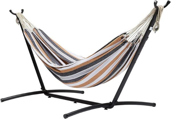 🏖️ Amazon Basics Hängematte mit Gestell für 88€ (statt 124€)