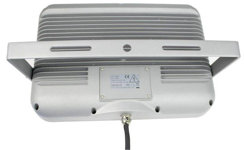 as   Schwabe SLIMLINE 120W LED Außenstrahler für 49,99€ (statt 182€)