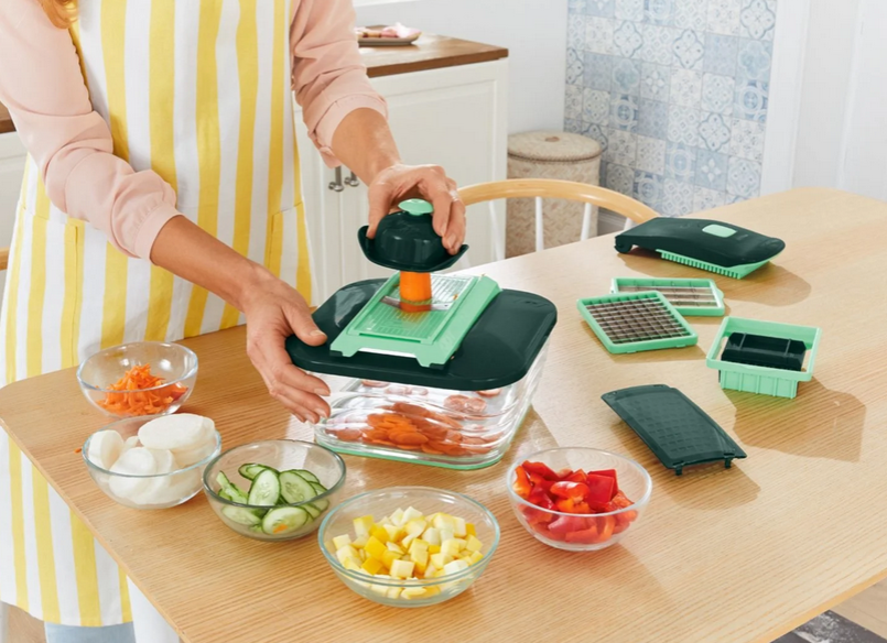 Nicer Dicer Chef 13-teiliges Universal Reiben Set für 40,49€ (statt 48€)