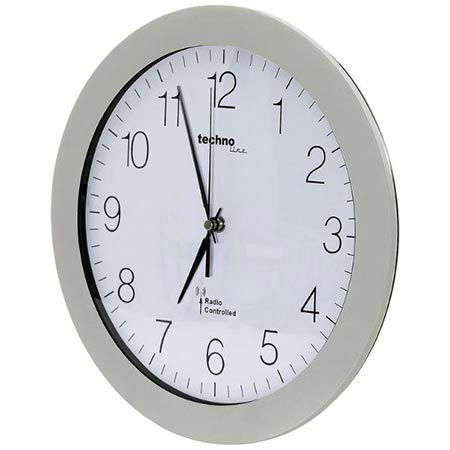 🕙 Technoline WT 8000 Funk Wanduhr, 30cm für 15,95€ (statt 20€)