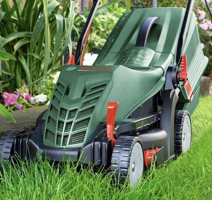 🏡 Bosch UniversalRotak 37 550 Elektrorasenmäher für 126,59€ (statt 140€)