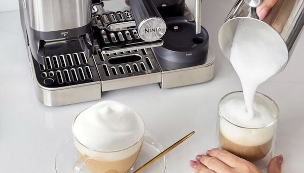 ☕️ Ninja Luxe Pro 3 in 1 Kaffeemaschine mit Mahlwerk für 629€ (statt 689€)