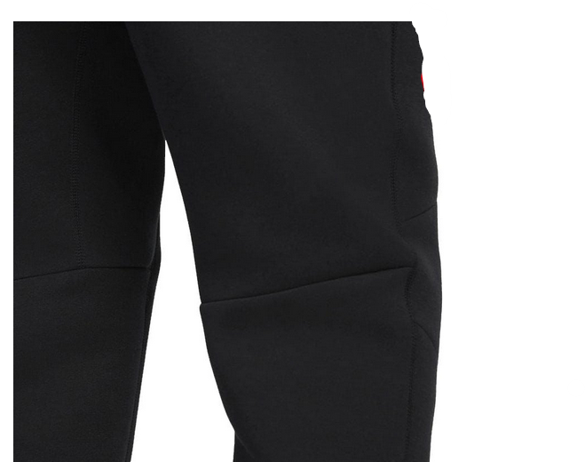 Nike Sportswear Tech Fleece Herren Jogginghose für 29,98€ (statt 53€)