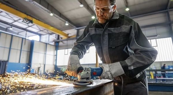 ⛓️‍💥 Bosch Professional Winkelschleifer GWS 12 125 (kabelgebunden) für 59,99€ (statt 74€)