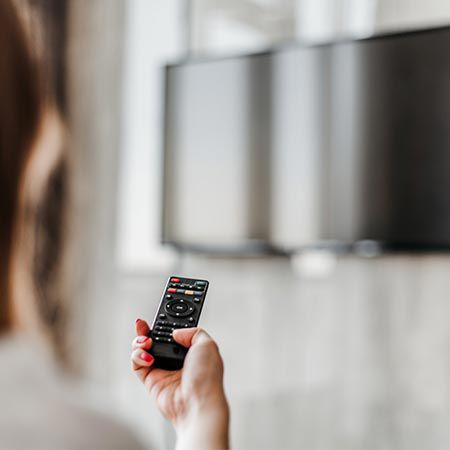 📺 Kabel TV Anbieter wollen gegen Schwarzseher vorgehen – Bald schwarzer Bildschirm?