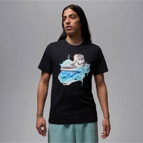 👕 Jordan Flight Essentials AJ1 T-Shirt in Schwarz oder Weiß für 24,94€ (statt 40€)
