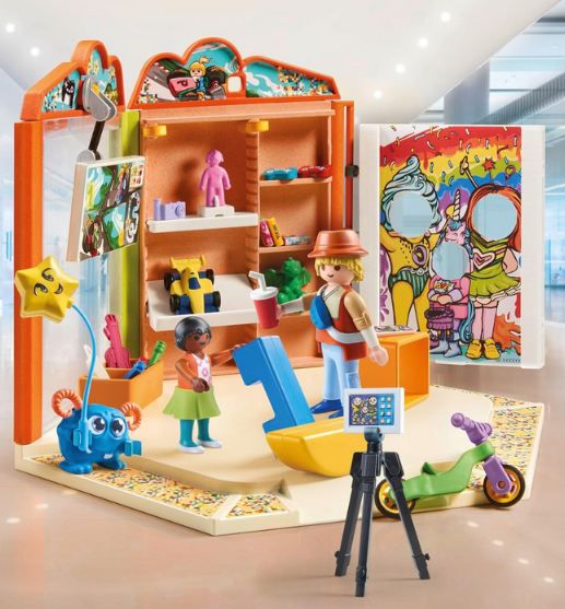 Playmobil MyLife 71536 Spielwarenladen für 17,99€ (statt 22€)