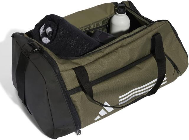 👜 adidas Essentials 3 Stripes Duffel Bag Gr. M, 51L für 23,99€ (statt 30€)