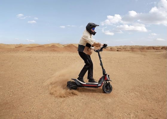 🛴 Segway ZT3 Pro D E Scooter mit 56km & Straßenzulassung für 740€ (statt 804€)