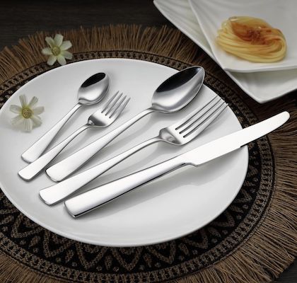 🔝🍴 Amazon Basics 20tlg. Essbesteck Set für 13,33€ (statt 24€)