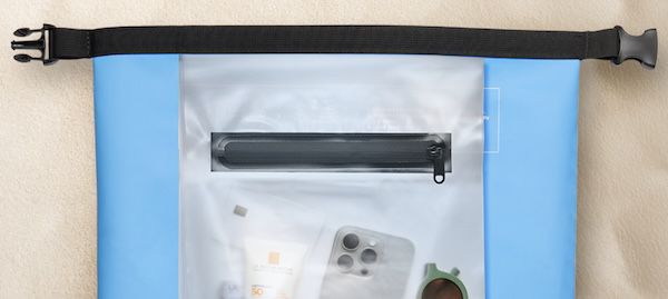 🎒 Spigen Aqua Shield wasserdichte Tasche 30L für 17,50€ (statt 32€)