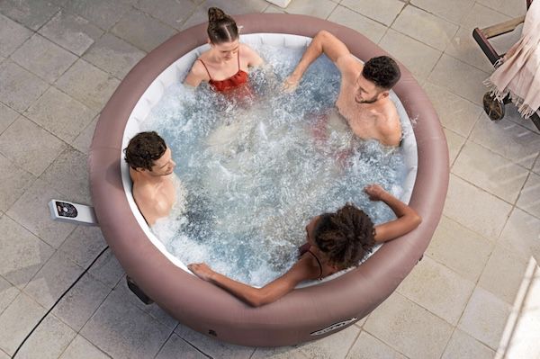 💆‍♂️ Bestway Lay Z Spa Hawaii MaxHold Smart AirJet für 494,90€ (statt 735€)