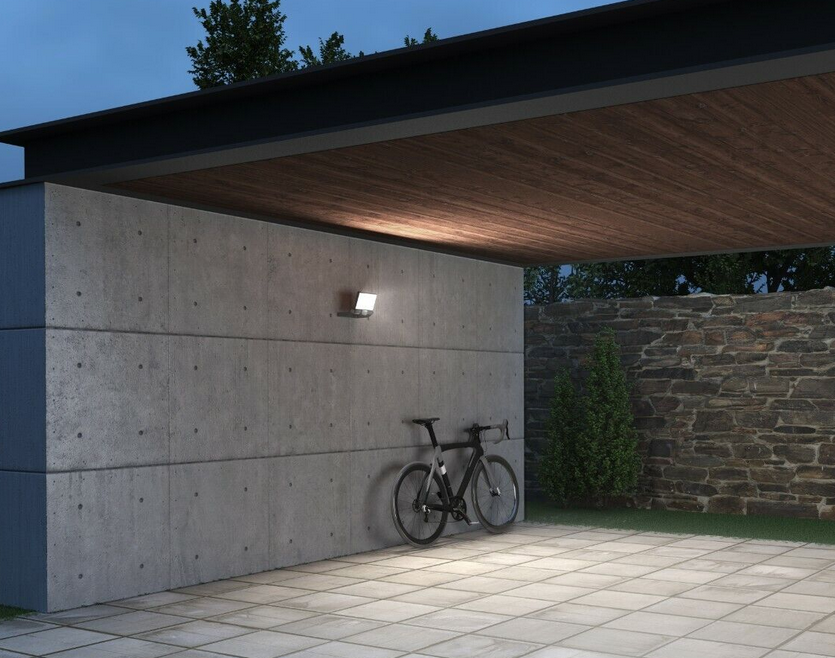Steinel  XLED ONE LED Strahler 18W ab 20,69€ (statt neu 45€)