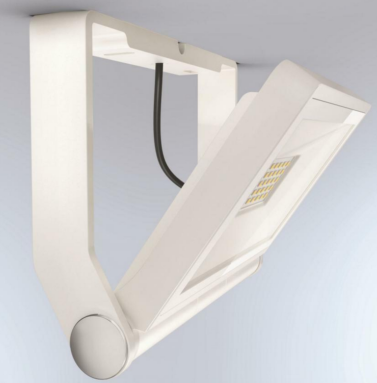 Steinel  XLED ONE LED Strahler 18W ab 20,69€ (statt neu 45€)