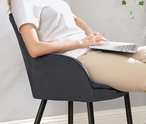 💺 Songmics Polsterstuhl mit Armlehnen für 52,99€ (statt 68€)