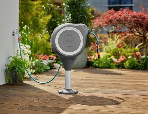 🏡 Gardena RollUp M Terrassen Schlauchbox mit 20m Schlauch für 119,71€ (statt 140€)