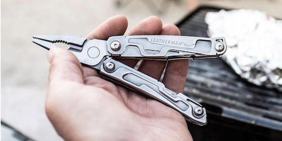 🏕️ Leatherman Rev – Kleines Multi Tool mit 14 Werkzeugen für 47,20€ (statt 58€)