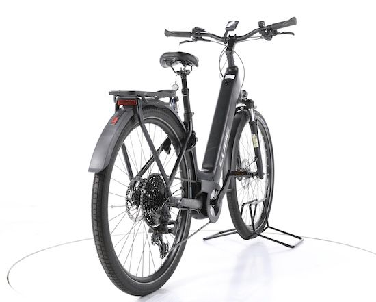 🚲 Cube Touring Hybrid Pro Trekking E Bike (Tiefeinsteiger, 2023) für 2.198€ (statt 2.659€)   refurb.