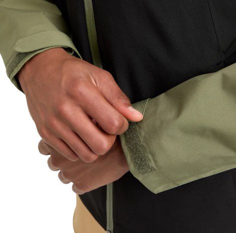 💦 MCKINLEY Funktionsjacke Hodia für 34,98€ (statt 85€)