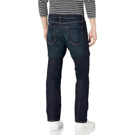 👖 Amazon Essentials Athletic Fit Stretchjeans in vielen Farben für je 17,89€ (statt 27€)