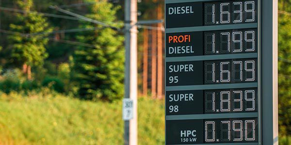⛽ Kommt die Spritpreisbremse? Kartellamt fordert Reform nach österreichischem Vorbild