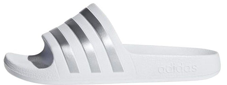 💦 adidas Kinder Adilette Aqua Slides in Weiß für 12€ (statt 17€)