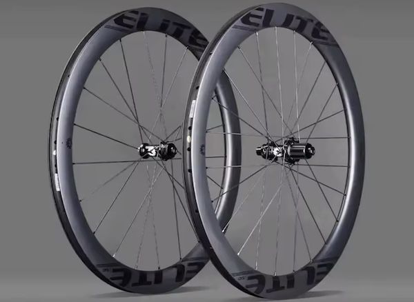 🚴♂️ Elitewheels ENT 2.0 Disc Carbon Rennrad Laufradsatz 30-82mm für 265€ (statt 320€) 🚴♂️ Elitewheels ENT 2.0 Disc Carbon Rennrad Laufradsatz 30 82mm für 265€ (statt 320€)