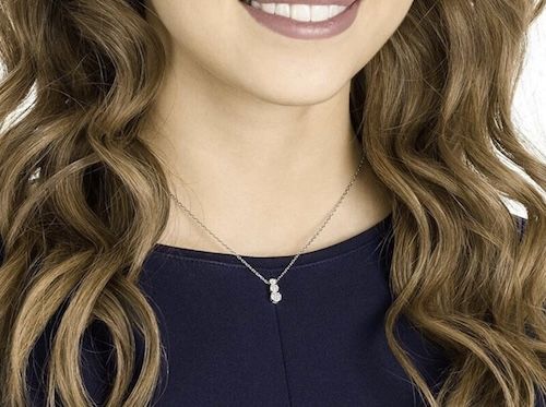 đ Swarovski Stilla Attract Trilogy Anhänger rhodiniert in Rund mit Kette fĂźr 58,50⏠(statt 68âŹ) đ Swarovski Stilla Attract Trilogy Anhänger rhodiniert in Rund mit Kette fĂźr 58,50⏠(statt 68âŹ)