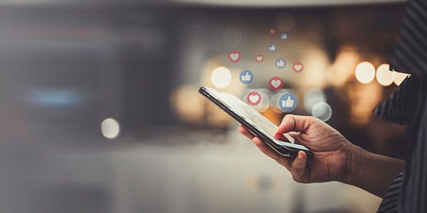 📱🚸 Social Media: EU Parlament fordert Verbot für Kinder unter 16 Jahren