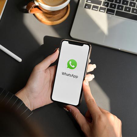 📱 WhatsApp Chats mit Drittanbietern ab sofort möglich, aber eingeschränkt