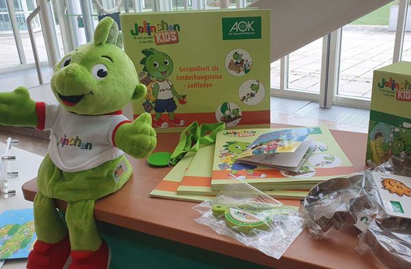 Eine Jolinchen Puppe kostenlos bei der AOK Bayern erhalten