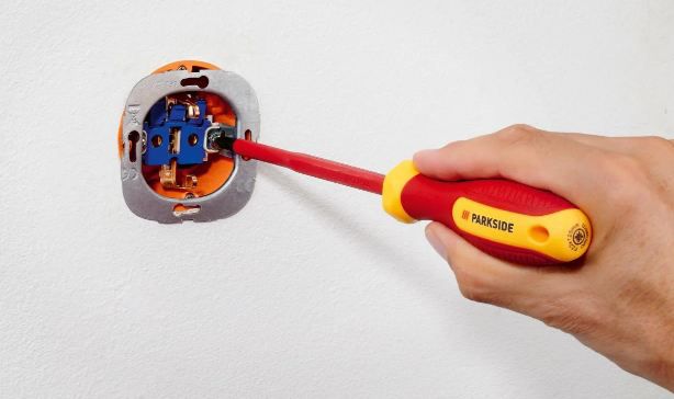 🪛 Parkside Elektriker-Werkzeug-Einstiegsset, bis 1000V für 18,94€ (statt 31€) 🪛 Parkside Elektriker Werkzeug Einstiegsset, bis 1000V für 18,94€ (statt 31€)