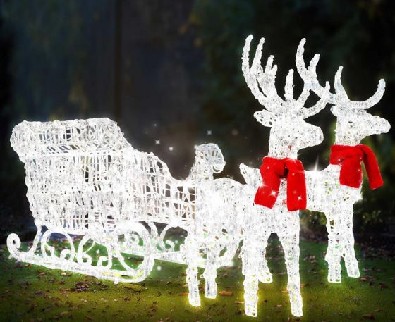 🦌 Kesser Rentiere mit Schlitten & 240 LEDs inkl. Dekoschal für 68,80€ (statt 80€)
