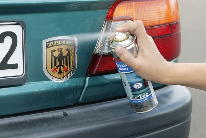 🚗 Nigrin Speziallöser für Farbe, Ettiketten, Aufkleber, etc., 300ml für 7,64€ (statt 11€) 🚗 Nigrin Speziallöser für Farbe, Ettiketten, Aufkleber, etc., 300ml für 7,64€ (statt 11€)