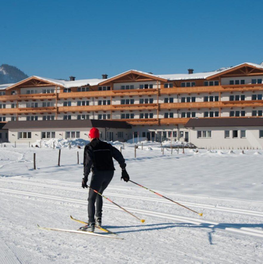 🏔️ 2ÜN im 4* elaya Hotel Steinplatte Kitzbüheler Alpen mit HP + Spa ab 184€ p.P.