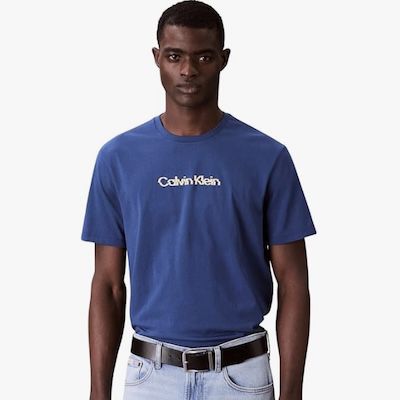 🧥👕 Amazon: Calvin Klein Jacken, T-shirts, Gürtel etc. im Sale