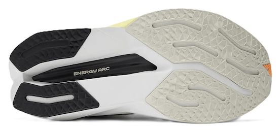 🏃 New Balance FuelCell SuperComp Elitev4 Laufschuhe für 126€ (statt 170€)