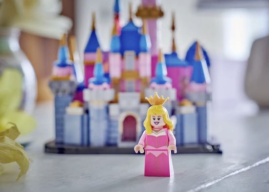 🏰 LEGO Disney - Mini-Dornröschenschloss (40720) für 23,49€ (statt 43€) 🏰 LEGO Disney Mini Dornröschenschloss (40720) für 23,49€ (statt 43€)