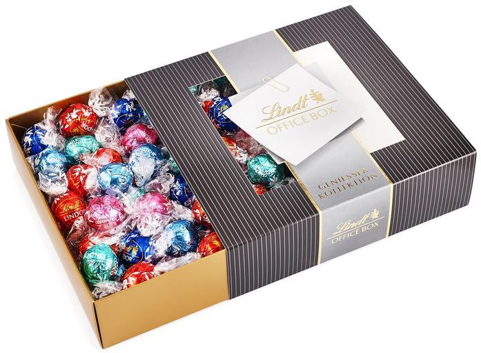 🍬 Lindt Lindor Home Office Box, ca. 74 Kugeln, 933g für 28,30€ (statt 36€) 🍬 Lindt Lindor Home Office Box, ca. 74 Kugeln, 933g für 28,30€ (statt 36€)