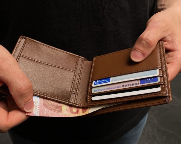 💸 Leandro Lido Classic Brieftasche in 3 Farben für je 10,50€ (statt 14€)