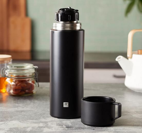 ☕ Zwilling Thermo Isolierflasche mit Tasse, 1L für 16,99€ (statt 29€)