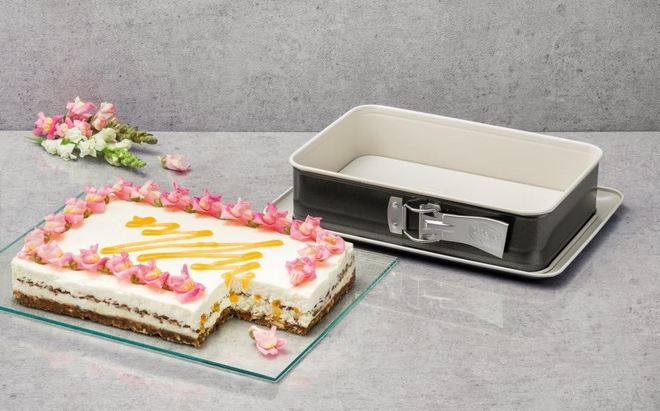 🍰 Dr. Oetker Rechteck Springform mit Auslaufschutzboden, 28cm für 12,99€ (statt 33€)